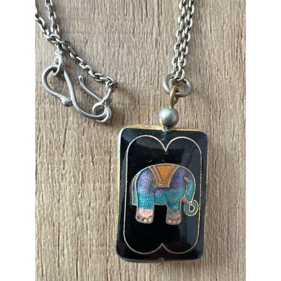 Vintage  Cloisonné Elephant Pendant Necklace - Picture 1 of 6